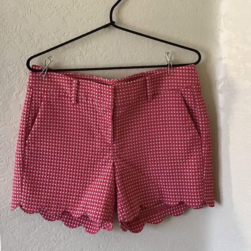 Ann Taylor Signature Scalloped Edge Shorts Size 4
